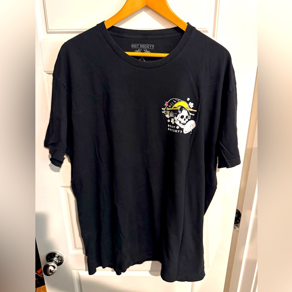 Riot Society T-shirt geisha